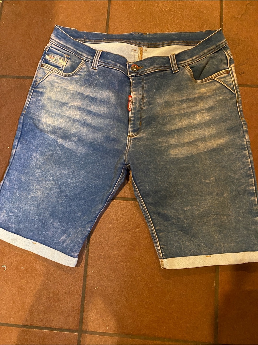 Men's /women’s Blue Denim Shorts - Classic Washed Look size 40